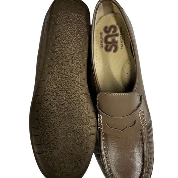 SAS Classic - Timeless Loafer Slip In ColorTaupe Size 9m - Picture 3 of 6